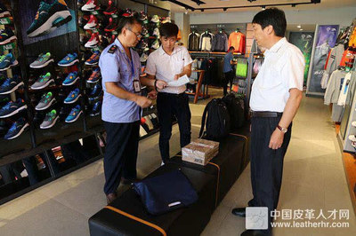 安徽省工商局发布网络抽检报告:网购服装鞋帽合格率不到三成